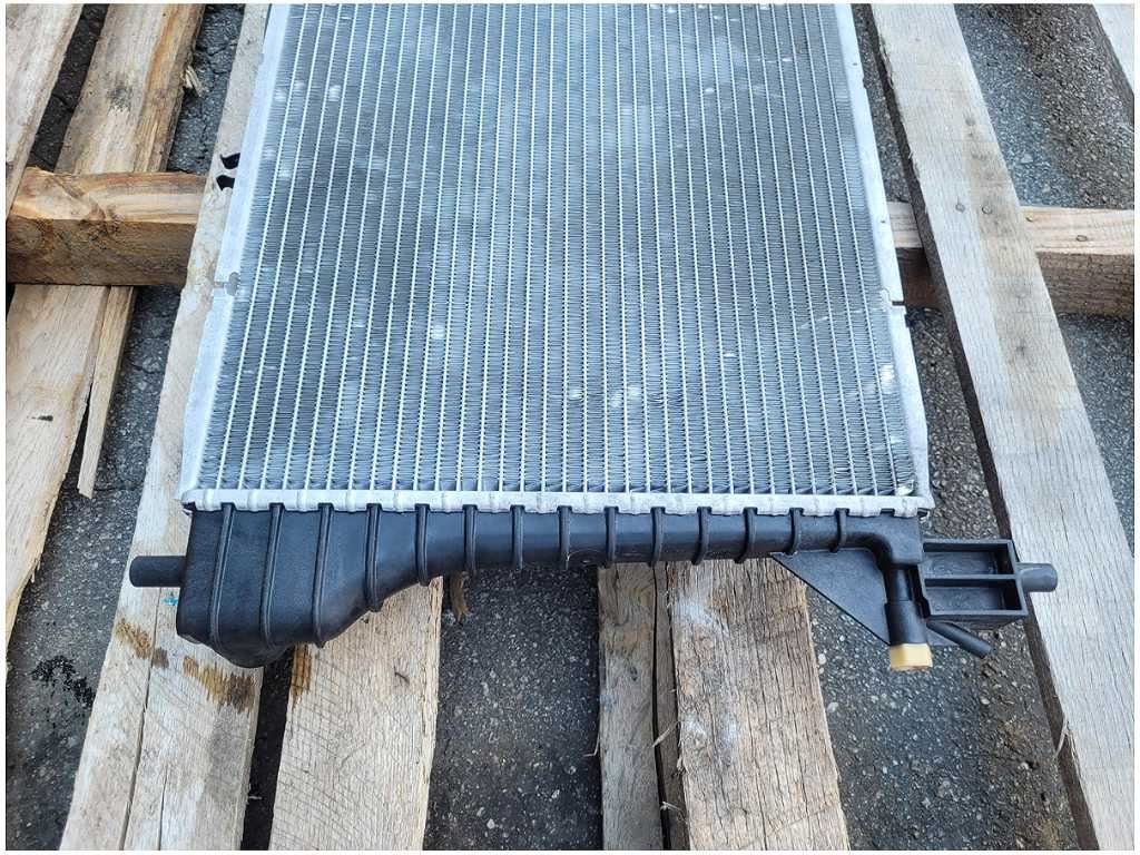 1994 - 1995 Ford Mustang GT 5.0L Auto Trans Radiator Fan Front Engine Cooling 2724 - The Parts Farm