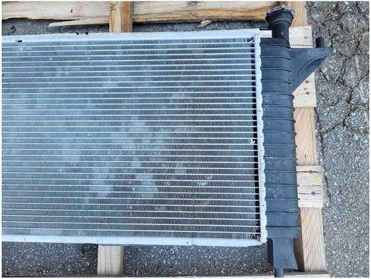 1994-1995 Ford Mustang GT 5.0L Auto Trans Radiator Fan Front Engine Cooling 2724