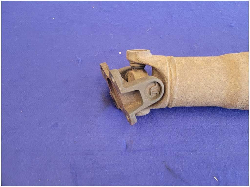 1996 - 2001 Ford Mustang GT 4.6L Driveshaft Manual Transmission M/T T45 2675 - The Parts Farm