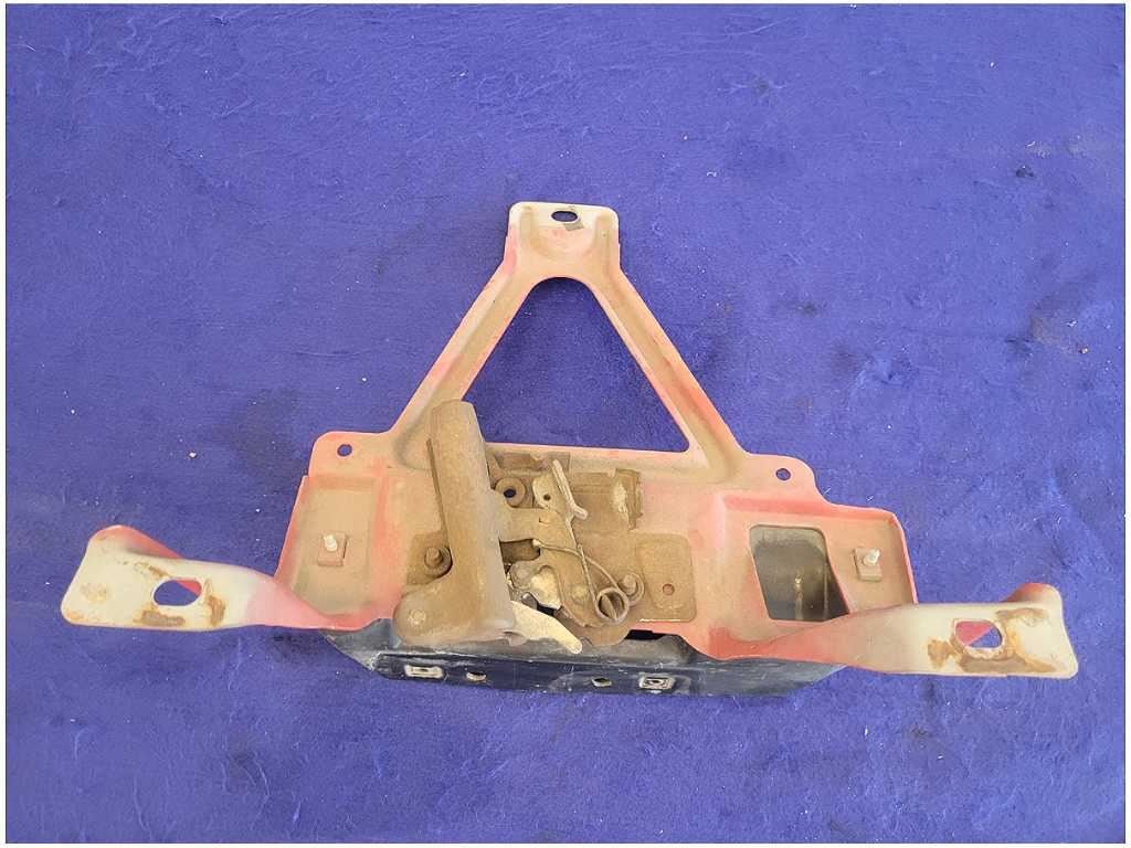 1998 - 2001 Pontiac Trans Am Firebird 5.7L Front Hood Latch Panel Lock 2679 - The Parts Farm