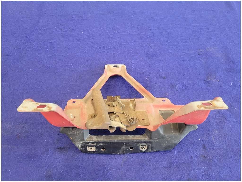 1998 - 2001 Pontiac Trans Am Firebird 5.7L Front Hood Latch Panel Lock 2679 - The Parts Farm