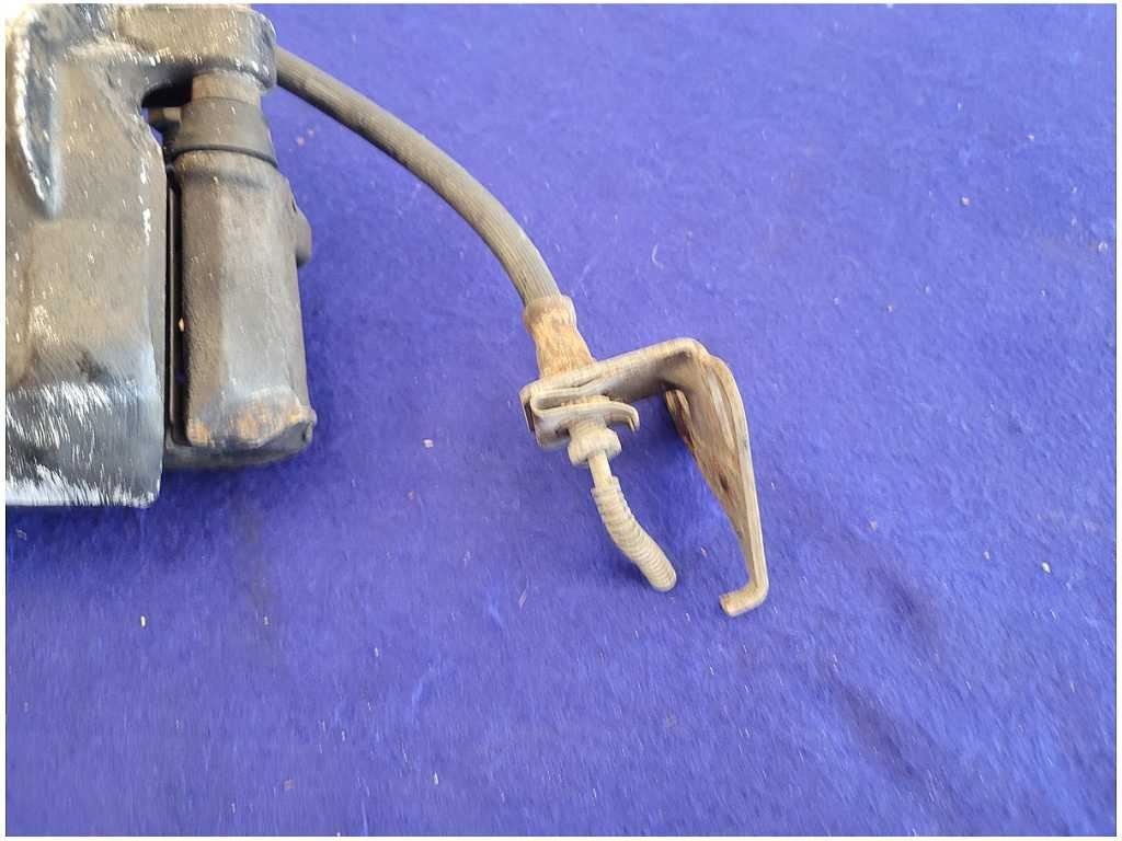 1998 - 2001 Pontiac Trans Am Firebird 5.7L Passenger Front Brake Caliper 2679 - The Parts Farm