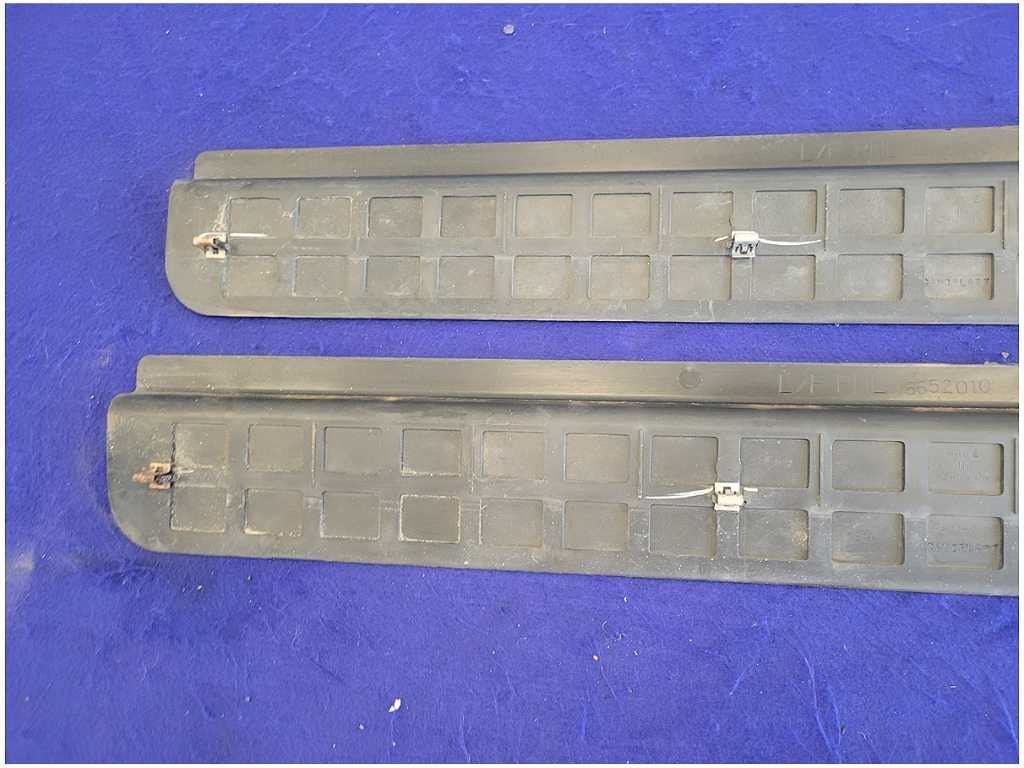 1998 - 2002 Pontiac Trans Am 5.7L Coupe Pair Door Sill Plates Scuff Lower 2679 - The Parts Farm