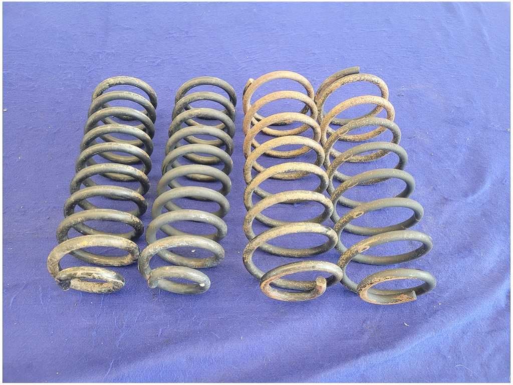 1998 - 2002 Pontiac Trans Am Coupe Set Coil Springs Front Back 2679 - The Parts Farm