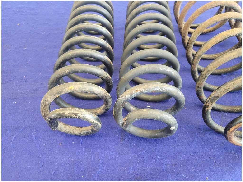 1998 - 2002 Pontiac Trans Am Coupe Set Coil Springs Front Back 2679 - The Parts Farm