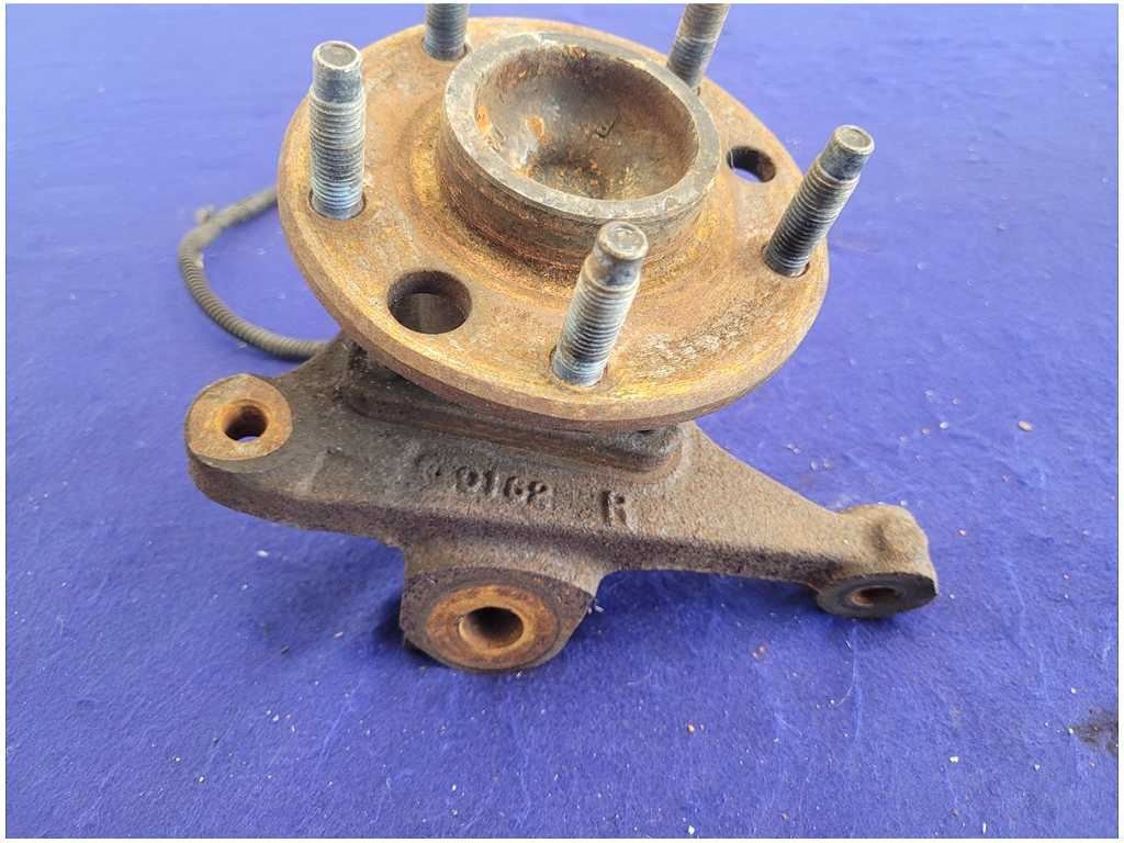 1998 - 2002 Pontiac Trans Am Firebird 5.7L Passenger Front Spindle Knuckle 2679 - The Parts Farm
