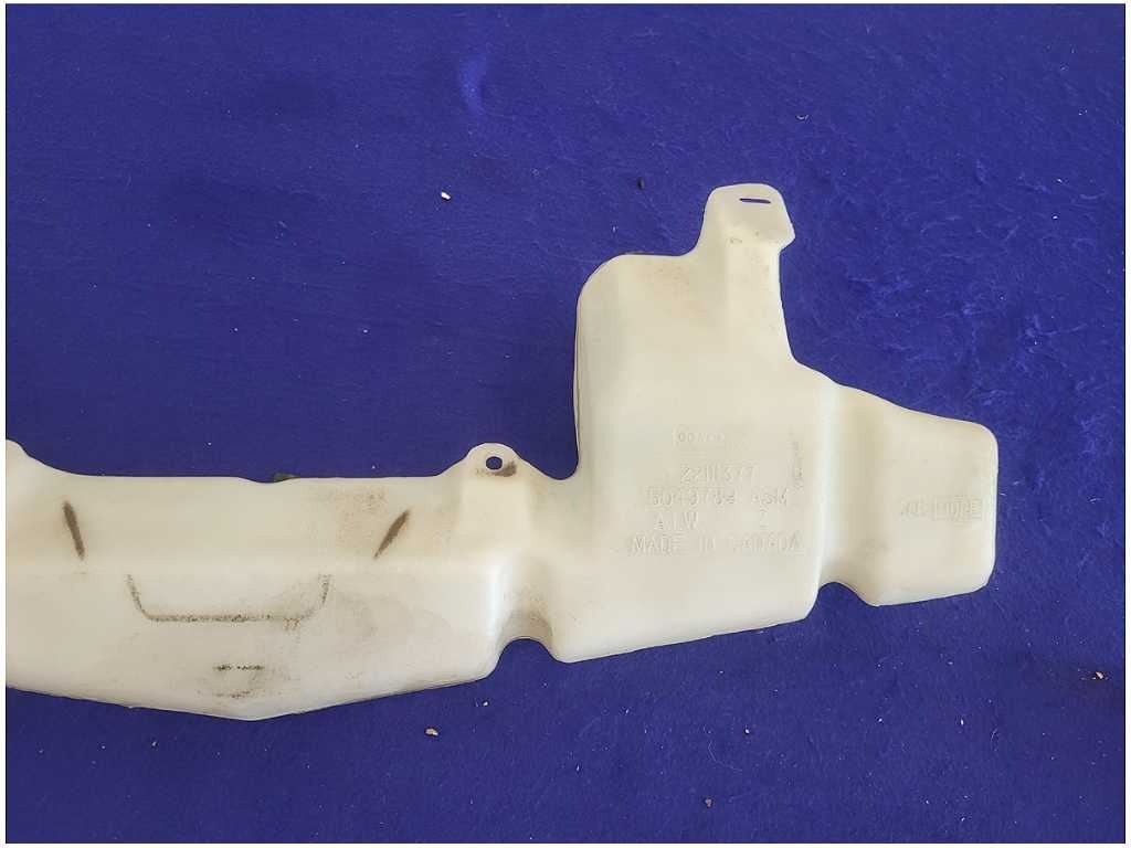 1998 - 2002 Pontiac Trans Am Firebird Coupe Front Windshield Wiper Reservoir 2679 - The Parts Farm