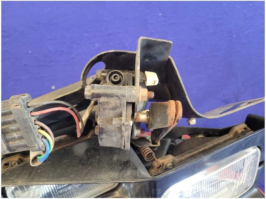 1998 - 2002 Pontiac Trans Am Firebird Driver Front Headlight Lamp Cover Red 2679 - The Parts Farm