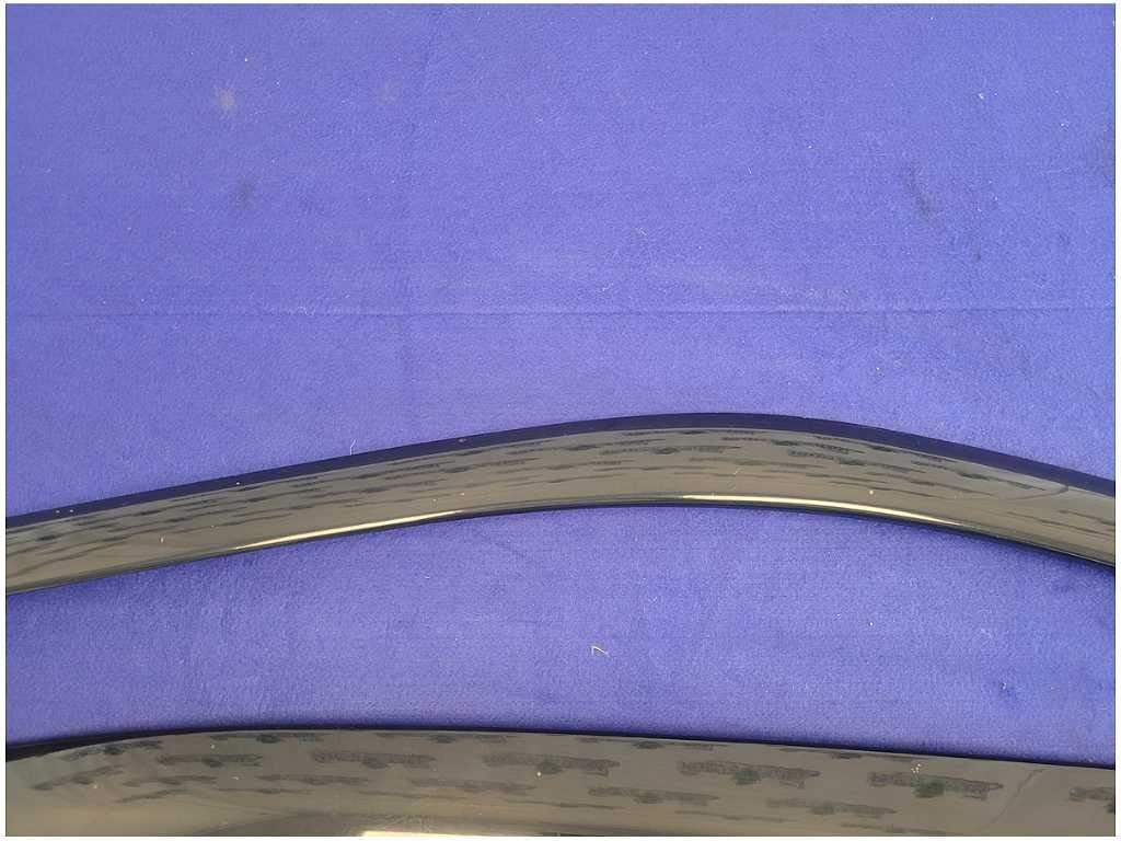 1999 - 2004 Ford Mustang Coupe Passenger Rear Pillar Molding Trim Paint UA 267 - The Parts Farm