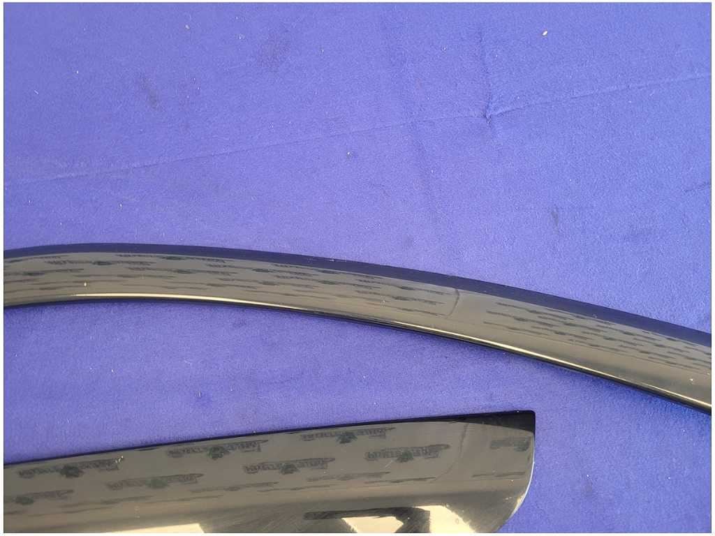 1999 - 2004 Ford Mustang Coupe Passenger Rear Pillar Molding Trim Paint UA 267 - The Parts Farm