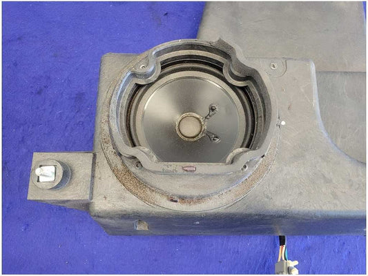 2003-2004 Mercury Marauder 4.6L Sedan Speaker Box Subwoofer Rear 2625