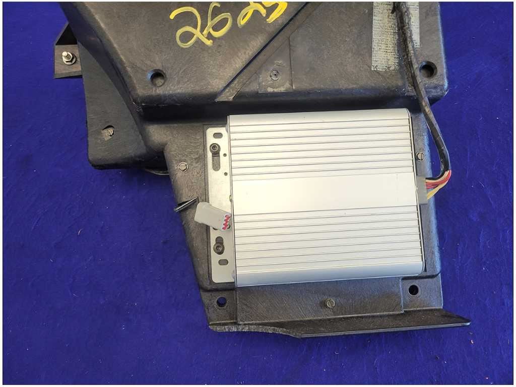 2003 - 2004 Mercury Marauder 4.6L Sedan Speaker Box Subwoofer Rear 2625 - The Parts Farm