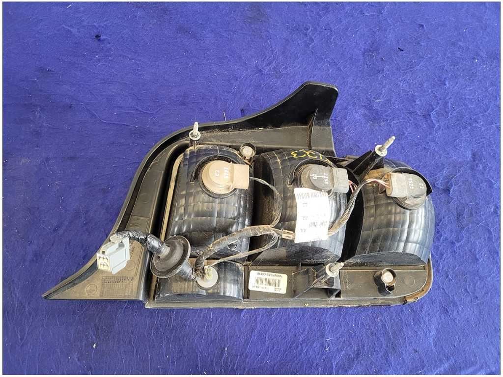 2005 - 2008 Ford Mustang GT Driver Left Rear Taillight Lamp Brake Light 2723 - The Parts Farm