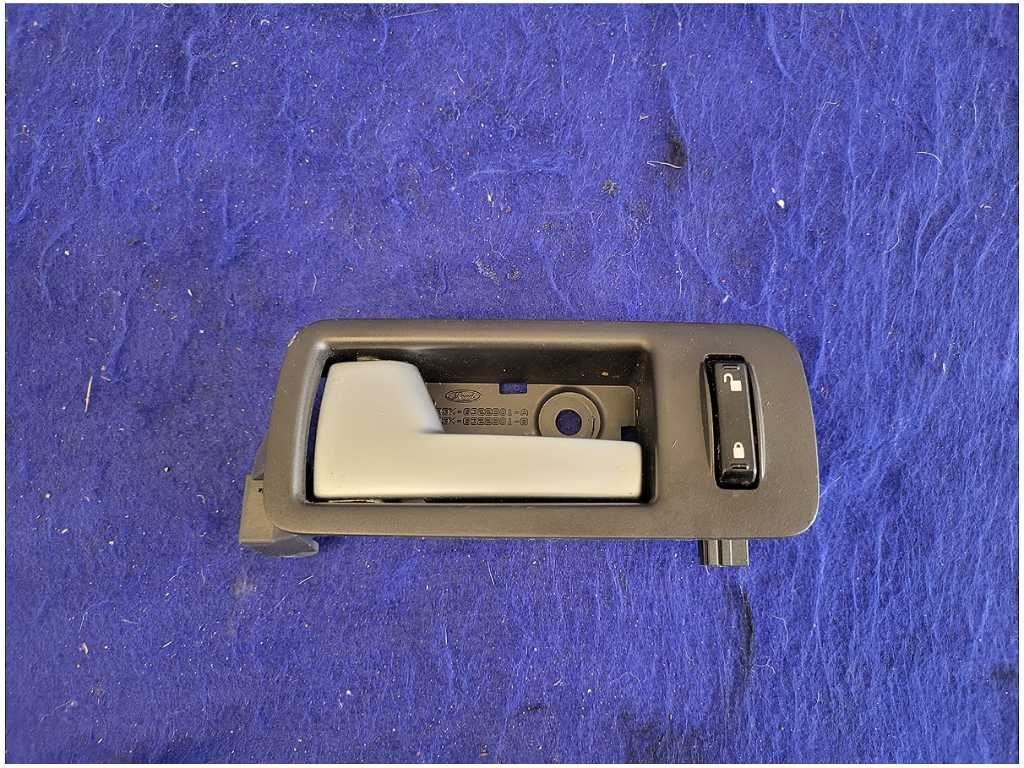 2005 - 2009 Ford Mustang GT 4.6L Driver Left Front Door Handle Pull 2723 - The Parts Farm