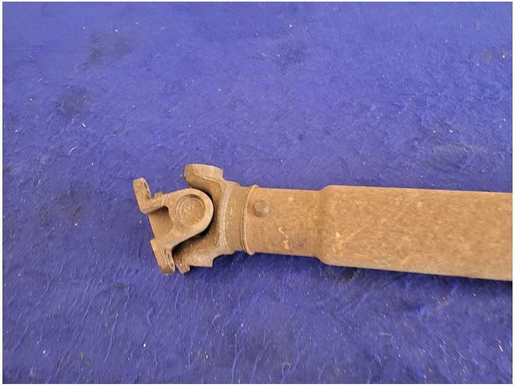 2005 - 2009 Ford Mustang GT 4.6L Driveshaft Automatic Transmission A/T 2723 - The Parts Farm