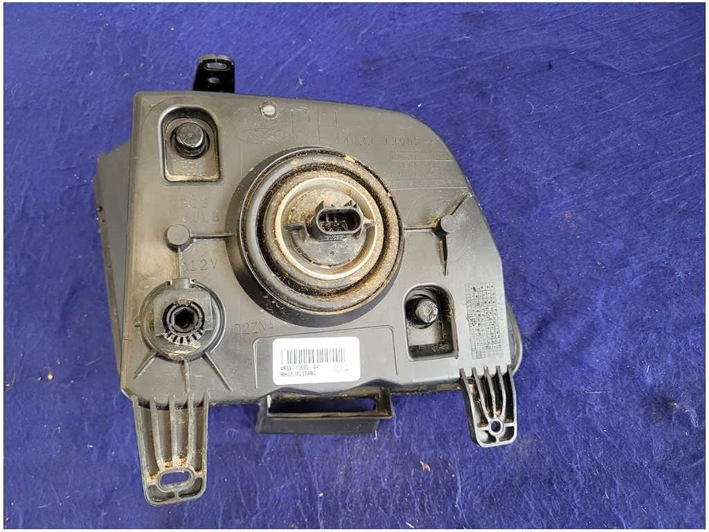 2005 - 2009 Ford Mustang GT 4.6L Passenger Headlight Lamp Light Front 2723 - The Parts Farm