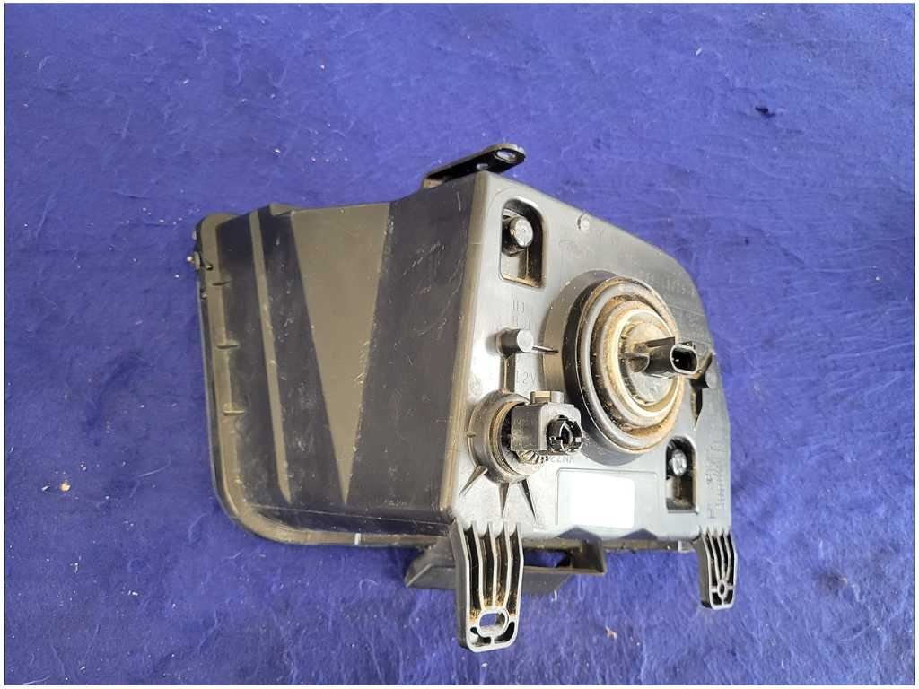 2005 - 2009 Ford Mustang GT 4.6L Passenger Headlight Lamp Light Front 2723 - The Parts Farm