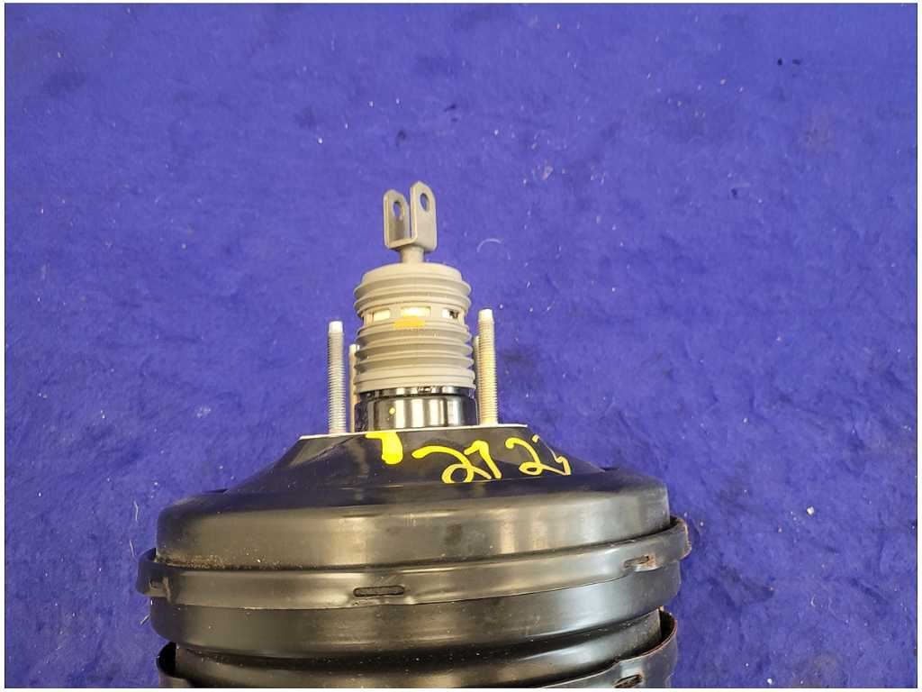 2005 - 2009 Ford Mustang GT 4.6L Power Brake Booster Master Cylinder A/T 2723 - The Parts Farm