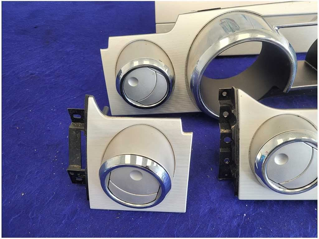 2005 - 2009 Ford Mustang GT Dash Trim Kit Vent Dash Cover Panel 2723 - The Parts Farm