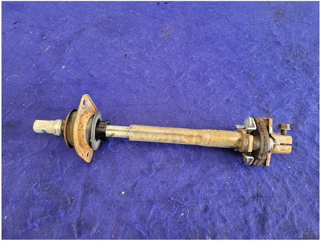 2005 - 2009 Ford Mustang GT Front Steering Shaft Intermediate Mid 2723 - The Parts Farm