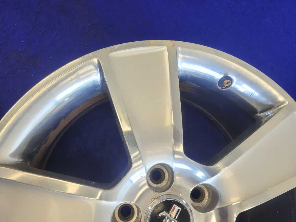 2005 - 2009 Ford Mustang GT Wheel 18x8.5 Paint *Scuffs* 6R33 - 1007 - AD 2723 - The Parts Farm