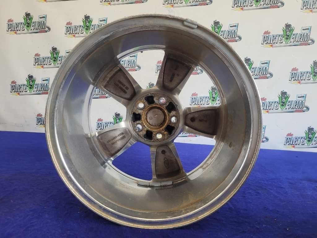 2005 - 2009 Ford Mustang GT Wheel 18x8.5 Paint *Scuffs* 6R33 - 1007 - AD 2723 - The Parts Farm