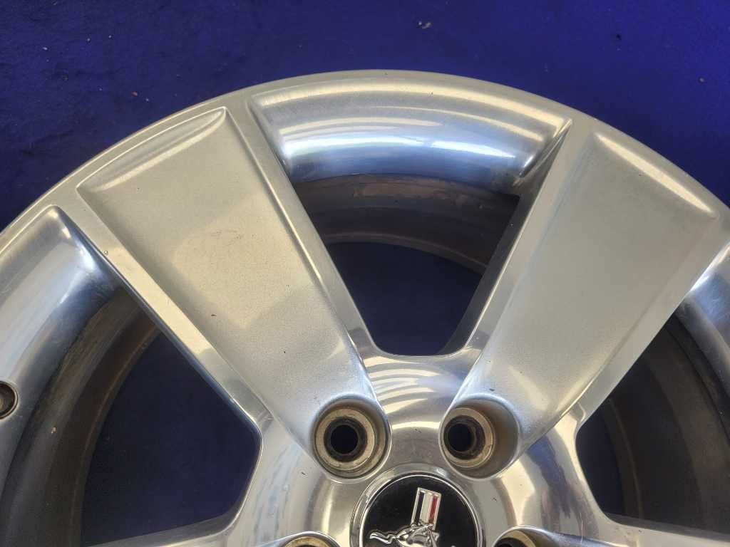 2005 - 2009 Ford Mustang GT Wheel 18x8.5 Paint *Scuffs* 6R33 - 1007 - AD 2723 - The Parts Farm