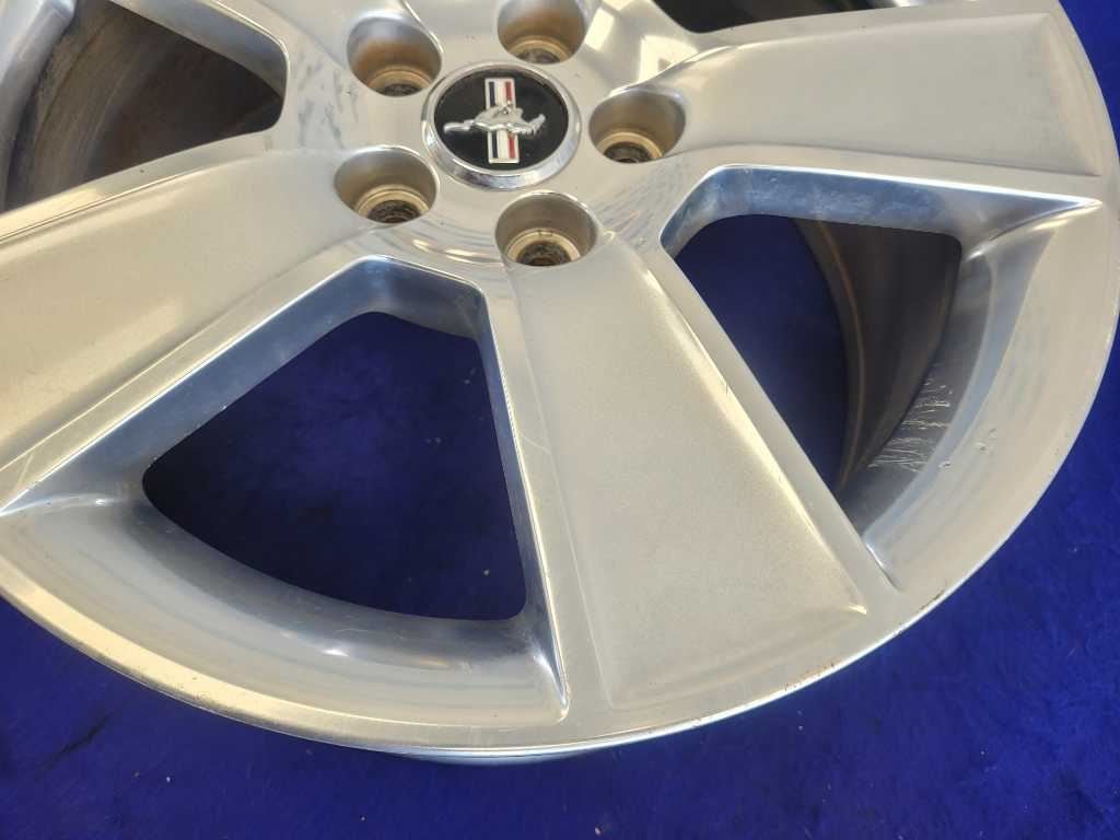 2005 - 2009 Ford Mustang GT Wheel 18x8.5 Paint *Scuffs* 6R33 - 1007 - AD 2723 - The Parts Farm