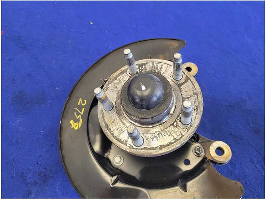 2005-2010 Ford Mustang GT S197 Driver Left Front Spindle Knuckle Hub 2759