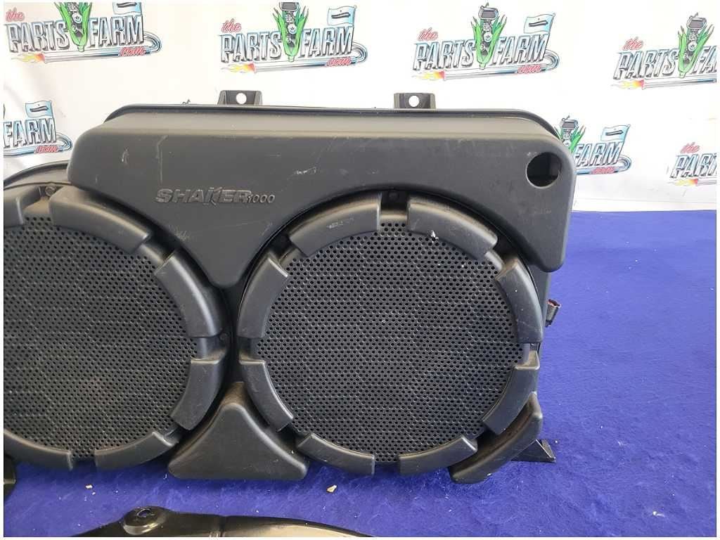 2006 Ford Mustang GT S197 Convertible Rear Subwoofer Speaker Box Amp 2723 - The Parts Farm