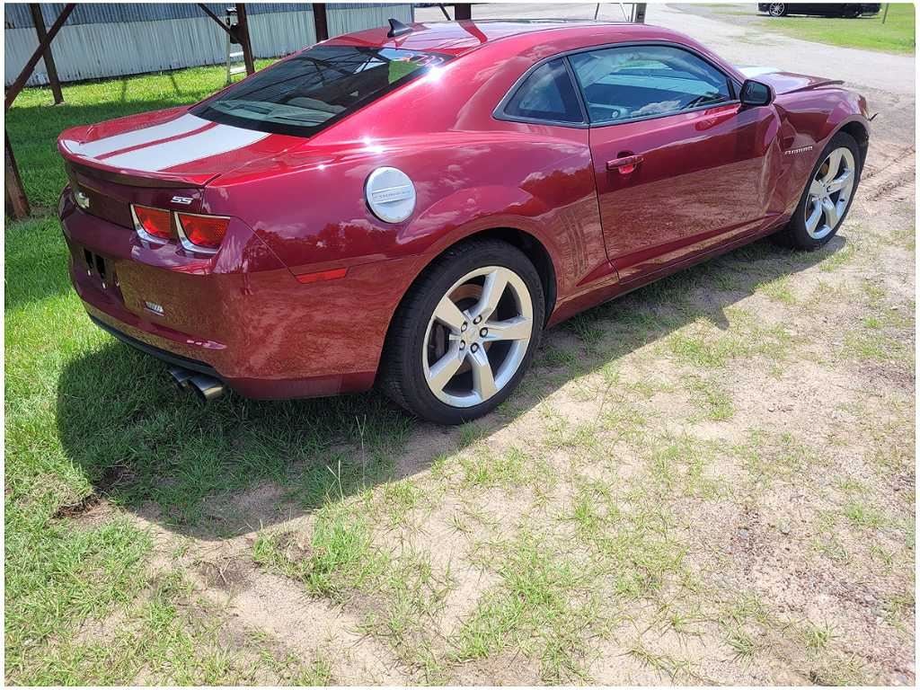 2010 - 2011 Chevrolet Camaro SS Dash Trim Kit Maroon Insert Front Panel 2732 - The Parts Farm