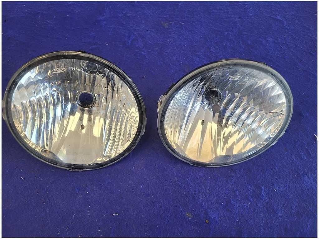 2010 - 2012 Ford Mustang GT S197 Pair Front Fog Lights Driving Upper Grill 2715 - The Parts Farm