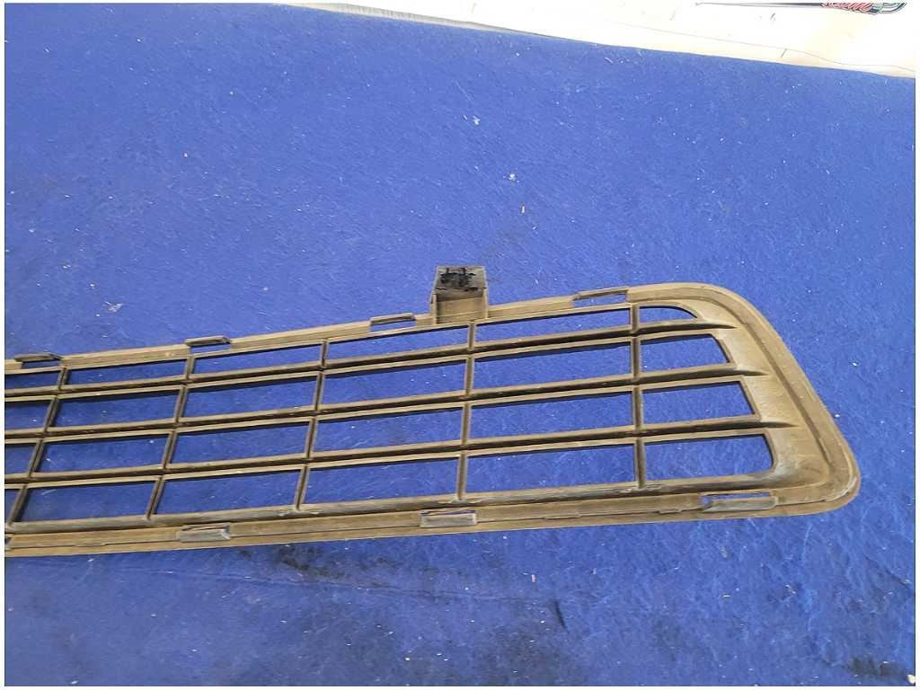 2010 - 2013 Chevrolet Camaro SS Front Pair Bumper Grills Upper Lower 2811 - The Parts Farm