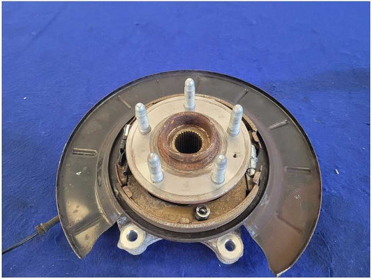 2010-2015 Chevrolet Camaro SS 6.2L Driver Rear Spindle Knuckle Hub 2764