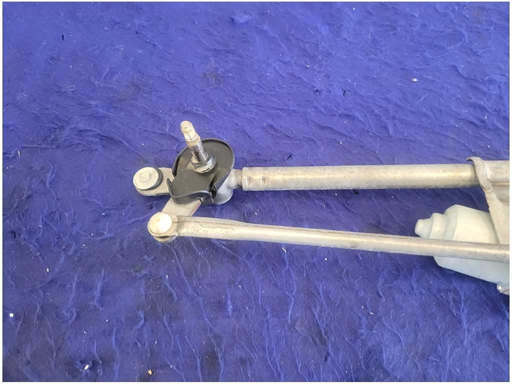 2010 - 2015 Chevrolet Camaro SS Windshield Wiper Motor Linkage Front 2719 - The Parts Farm