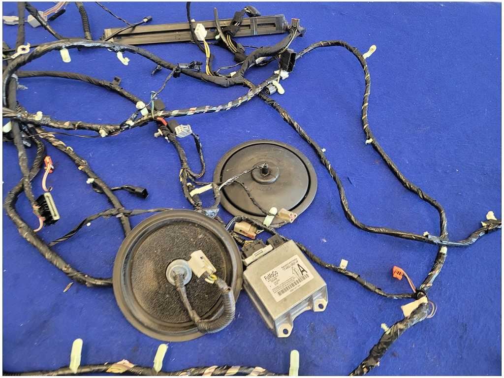 2010 Ford Mustang GT 4.6L Coupe A/T Body Harness Plug *Cut Wires* 2759 - The Parts Farm