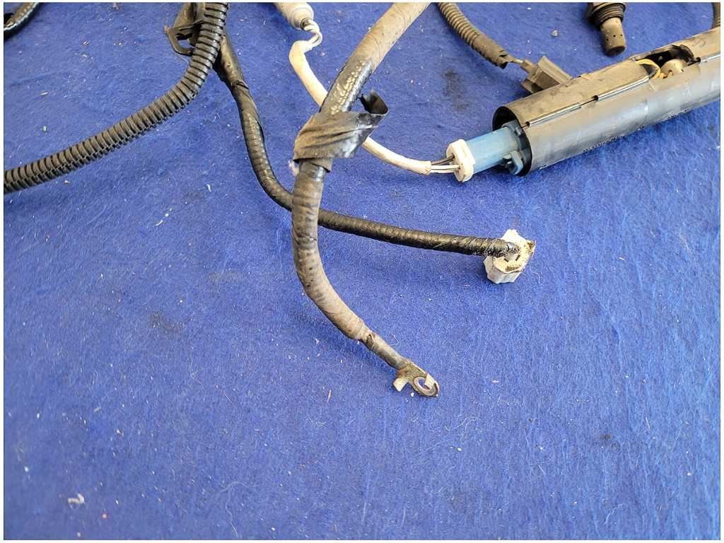 2010 Ford Mustang GT 4.6L Injector Harness Fuel Engine Plug Auto Trans 2759 - The Parts Farm