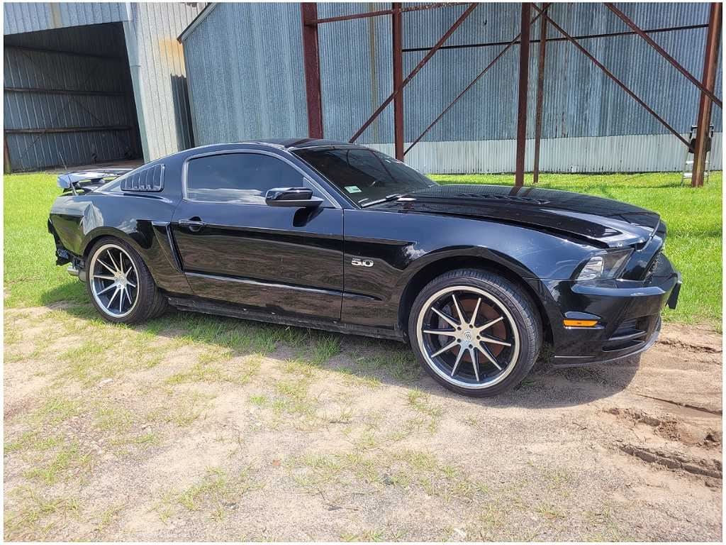 2011 - 2014 Ford Mustang GT S197 5.0L 8.8 31 Spline Differential Axle Chunk 2728 - The Parts Farm