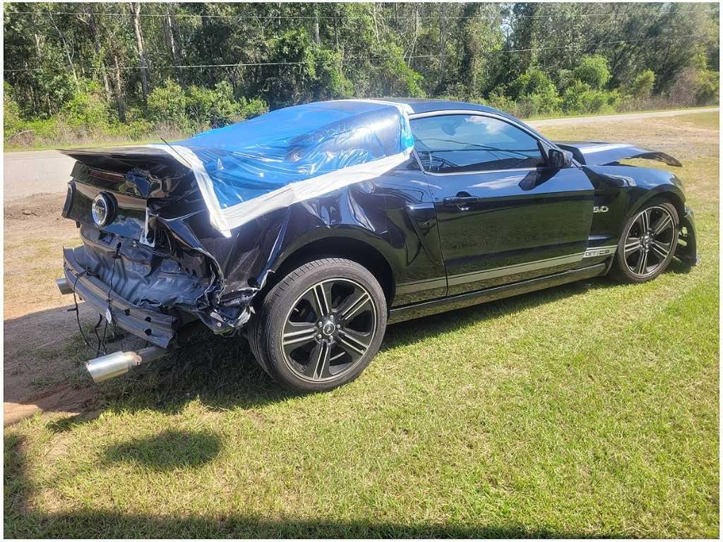 2011 - 2014 Ford Mustang GT S197 5.0L Coupe Dome Light Map Roof 2761 - The Parts Farm