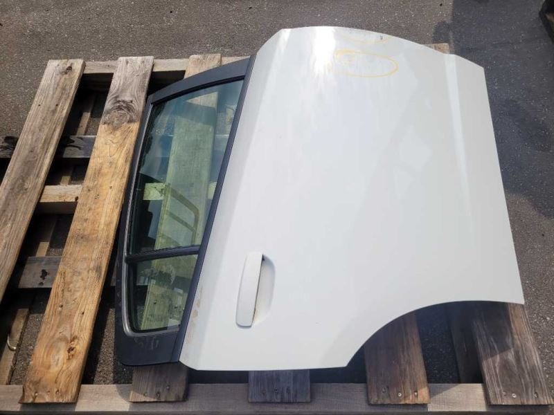 2011 - 2018 Dodge Charger 6.4L Scat Pack Passenger Right Rear Back Door White - The Parts Farm