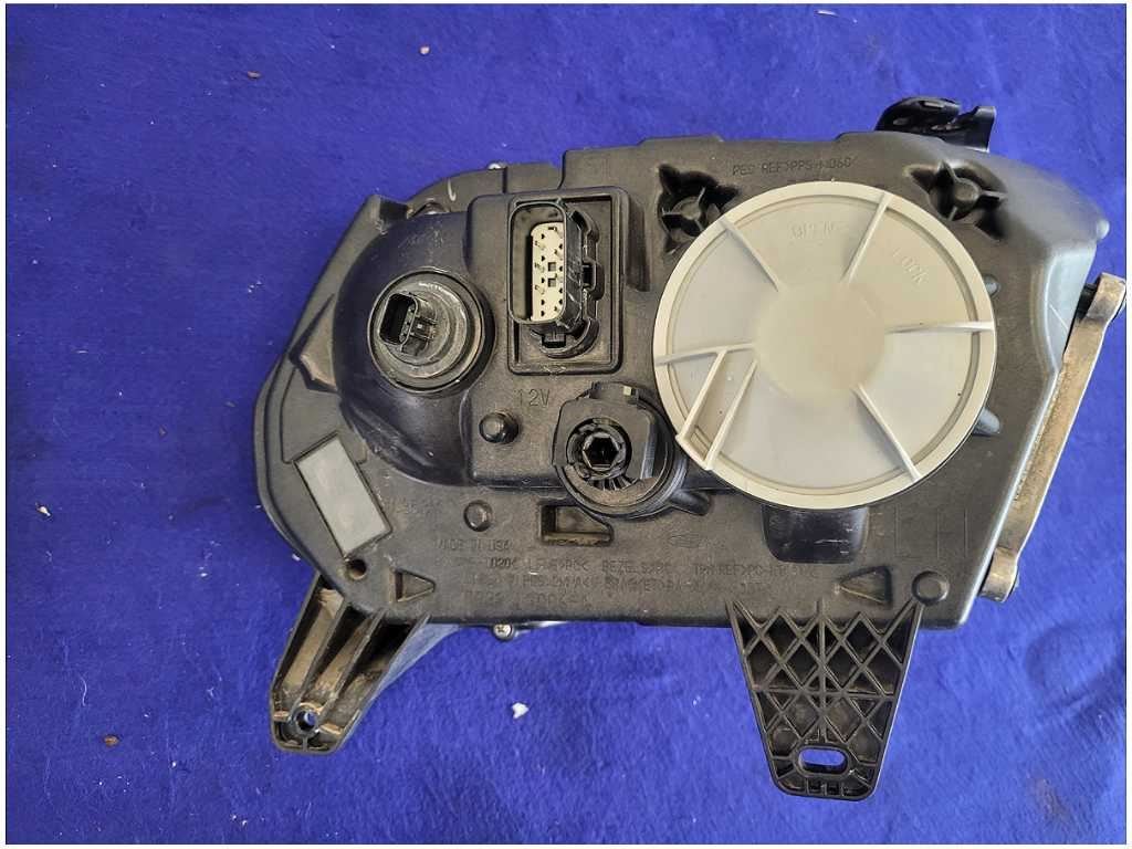 2013 - 2014 Ford Mustang GT S197 Driver Front HEadlight HID Xenon Left 2728 - The Parts Farm