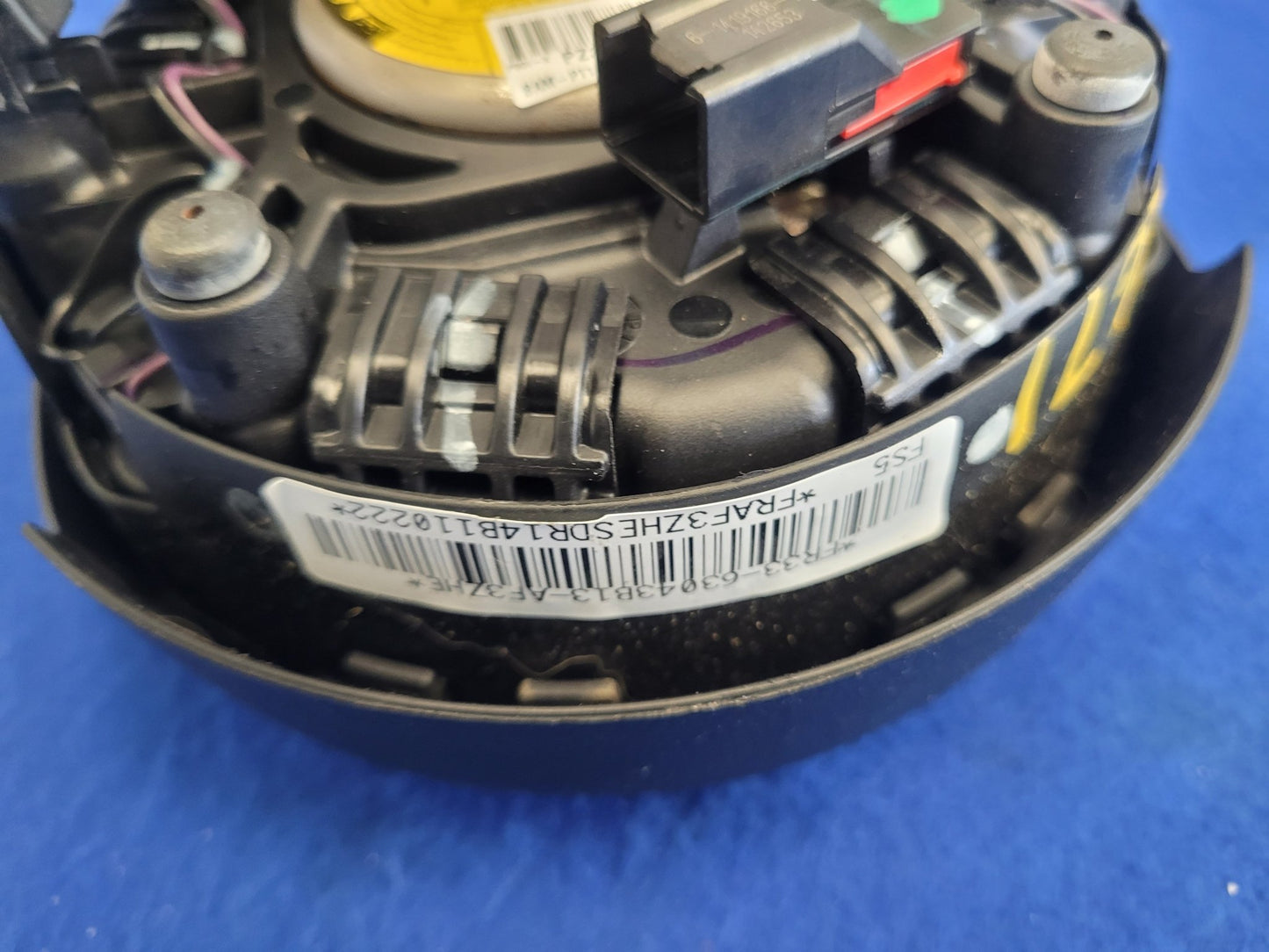 2015 - 2017 Ford Mustang GT S550 Air Bag Driver Steering Wheel Left Dash 2671 - The Parts Farm