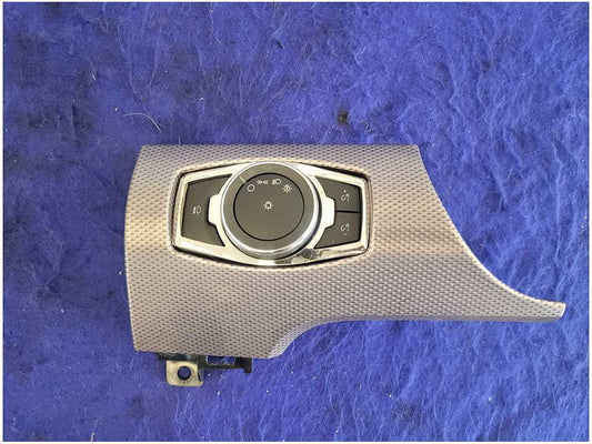 2015-2017 Ford Mustang GT S550 Driver Front Headlight Switch Panel 2752