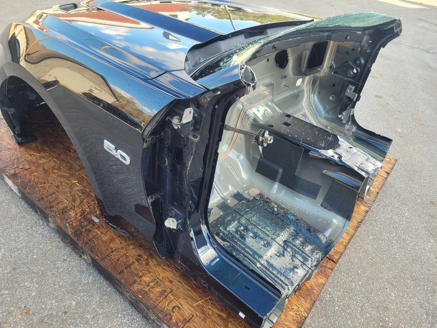 2015 - 2017 Ford Mustang GT S550 Front Driver Left Fender *Read* Paint G1 2643 - The Parts Farm