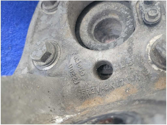2015-2020 Ford Mustang Shelby GT350 Driver Front Spindle Knuckle Hub 2881