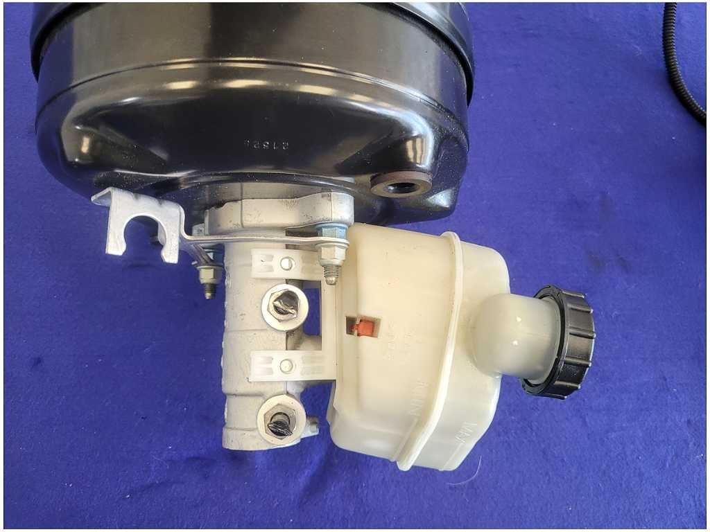 2015 - 2020 Ford Mustang Shelby GT350 Power Brake Booster Master Cylinder 2729 - The Parts Farm