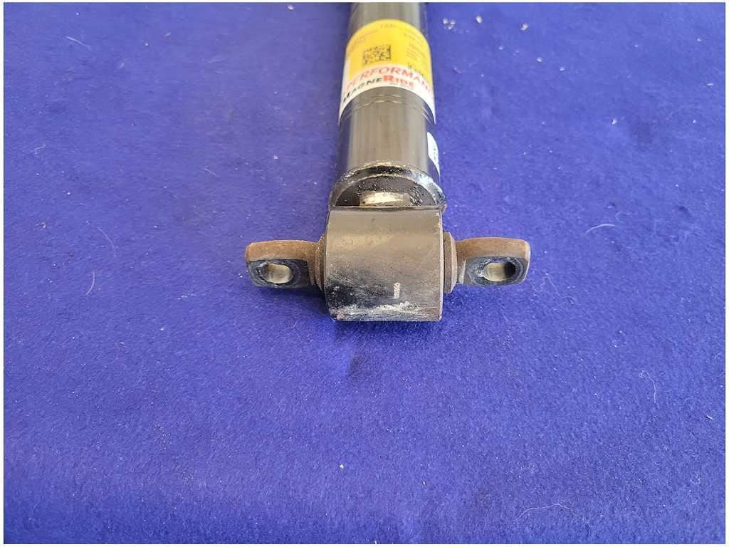 2015 - 2020 Ford Mustang Shelby GT350 Rear Magneride Shock Suspension 2729 - The Parts Farm