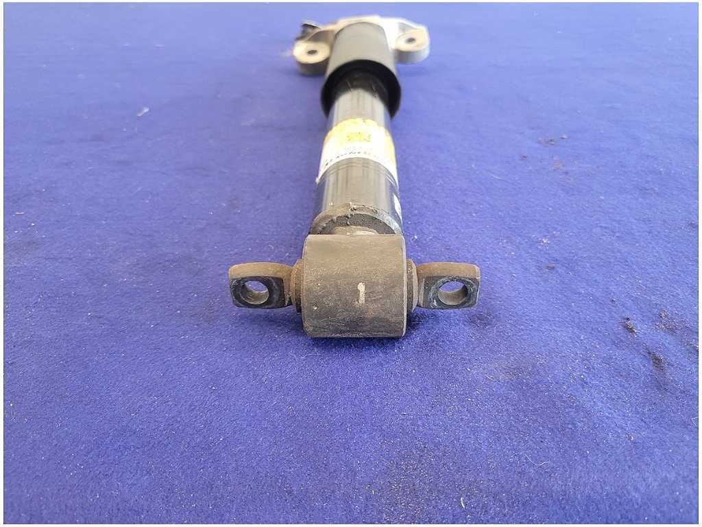 2015 - 2020 Ford Mustang Shelby GT350 Rear Magneride Shock Suspension 2729 - The Parts Farm