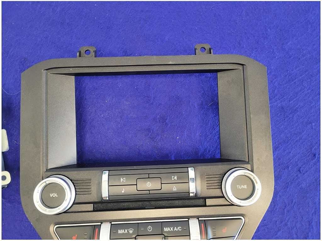 2015 Ford Mustang GT Radio Sync Navigation Receiver Info Screen Heat Cool 2718 - The Parts Farm