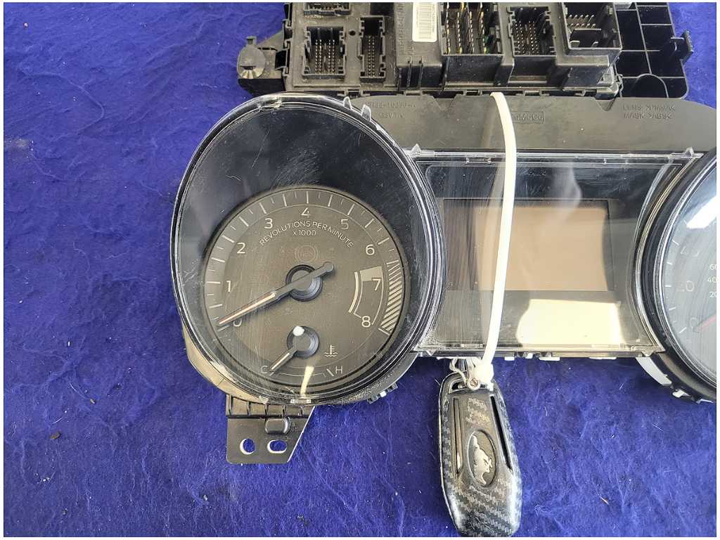 2015 Ford Mustang GT S550 Gauge Cluster Speedometer M/T MPH Dash 76k Miles 2750 - The Parts Farm